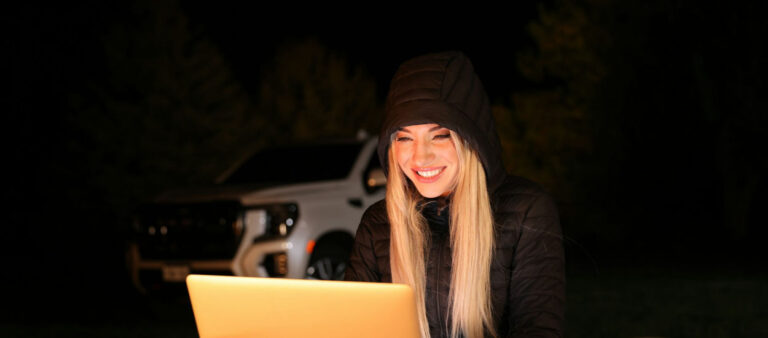 Biwak, awaria, praca zdalna – stacja zasilania rozwiąże Twoje problemy