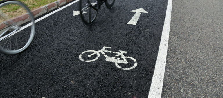 Pędzisz rowerem elektrycznym po ścieżce? Policja już czeka!