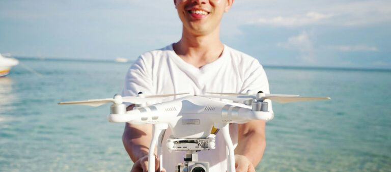 Nie rozbijesz go przy pierwszym locie! Oto najlepsze drony dla początkujących.