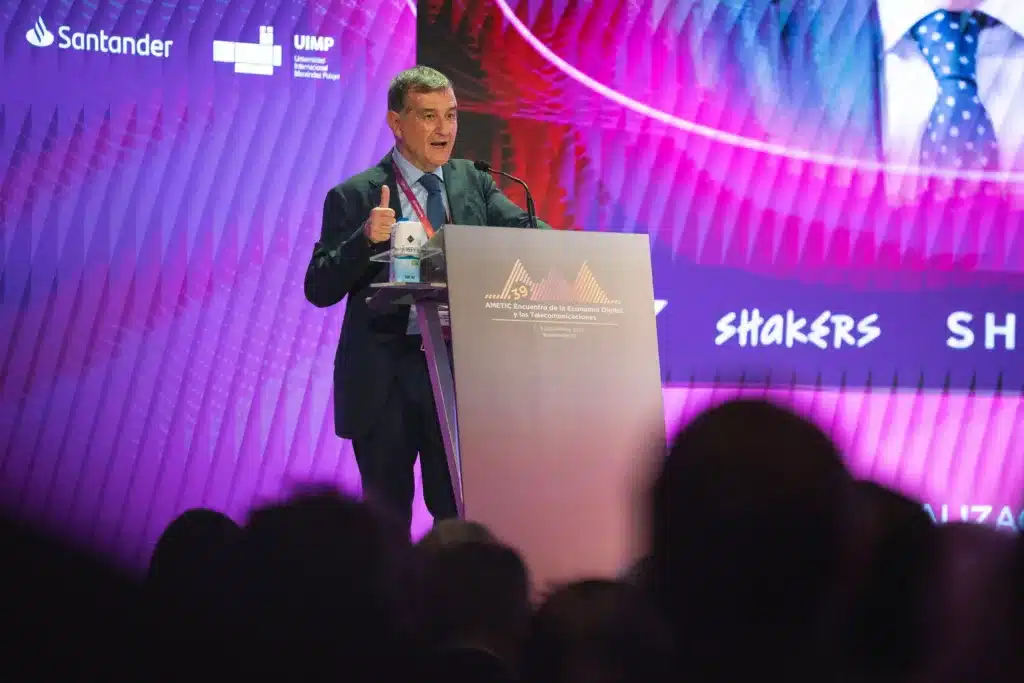 AMETIC marks the road map of the Spanish tic sector 3 AMETIC marks the road map of the Spanish tic sector 1