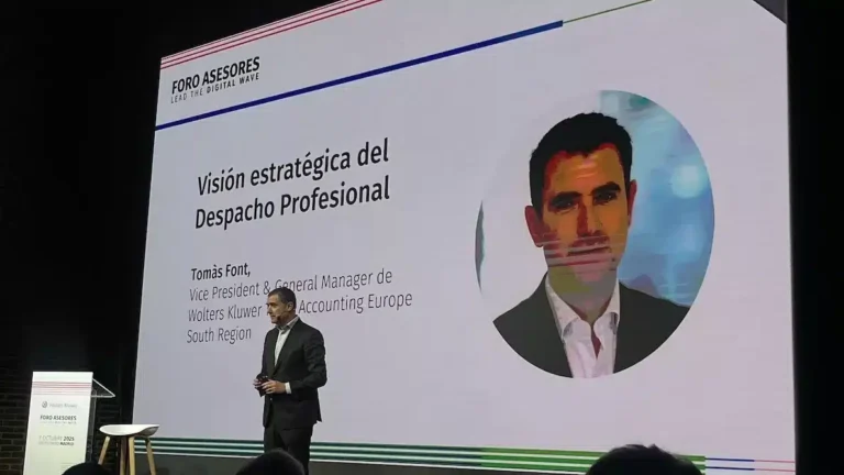 AI redefines the professional office model
