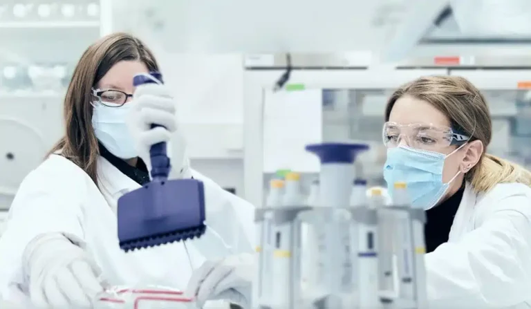 Novartis boosts the relationship with its customers with Salesforce
