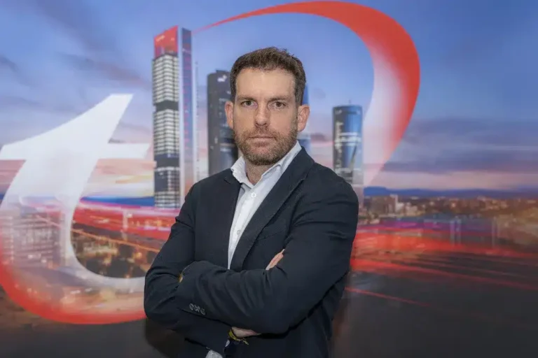 Agustín Alarcón new director. commercial public sector TrendAI
