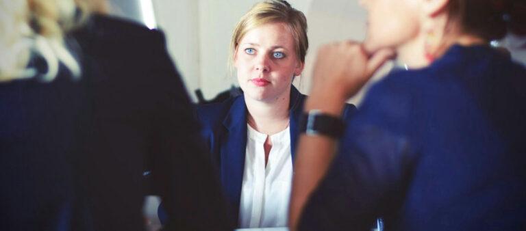 Sprawdź to, zanim wyślesz CV: fałszywe ogłoszenia w praktyce