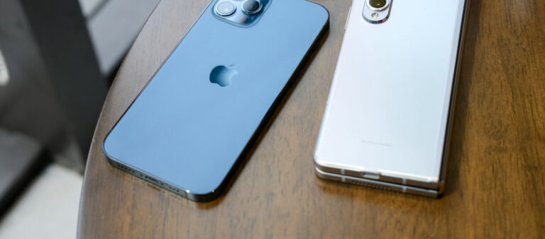 Jak przenieść dane na nowy telefon w 2026 roku: najprostsze metody i pułapki