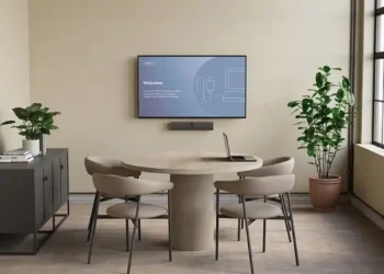 Jabra enhances video collaboration with the PanaCast U30
