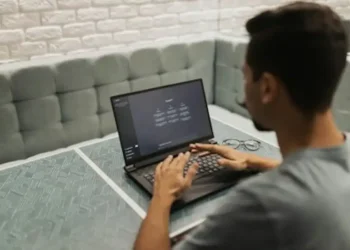 SMEs apply advanced analytics and AI for efficiency