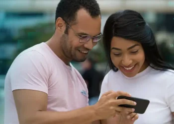 Signs to identify that a mobile phone has been hacked