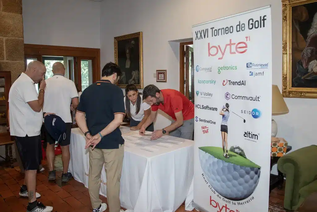More than 100 players participate in the XXVI Edition of the Byte TI 8 Golf Tournament