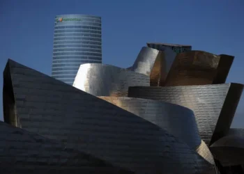 Iberdrola adopts Harvey AI to transform its services