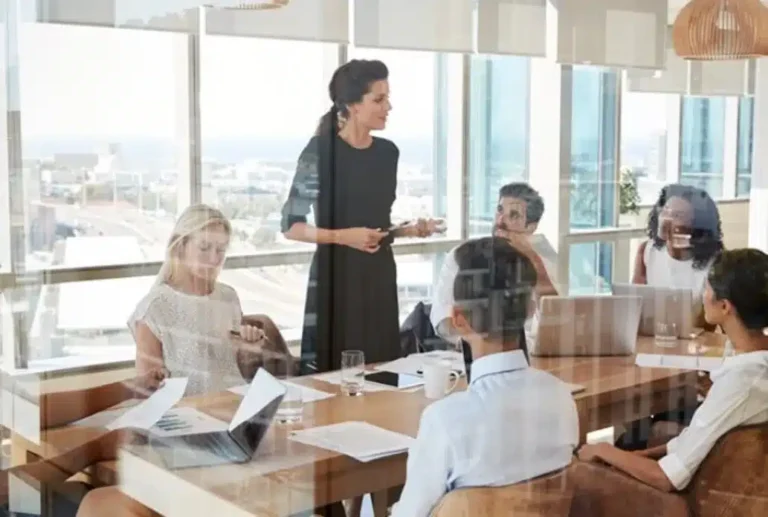 82% of employees in Spain use AI without first informing
