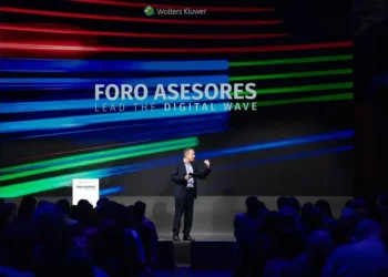 Wolters Kluwer holds an Advisors Forum marked by AI